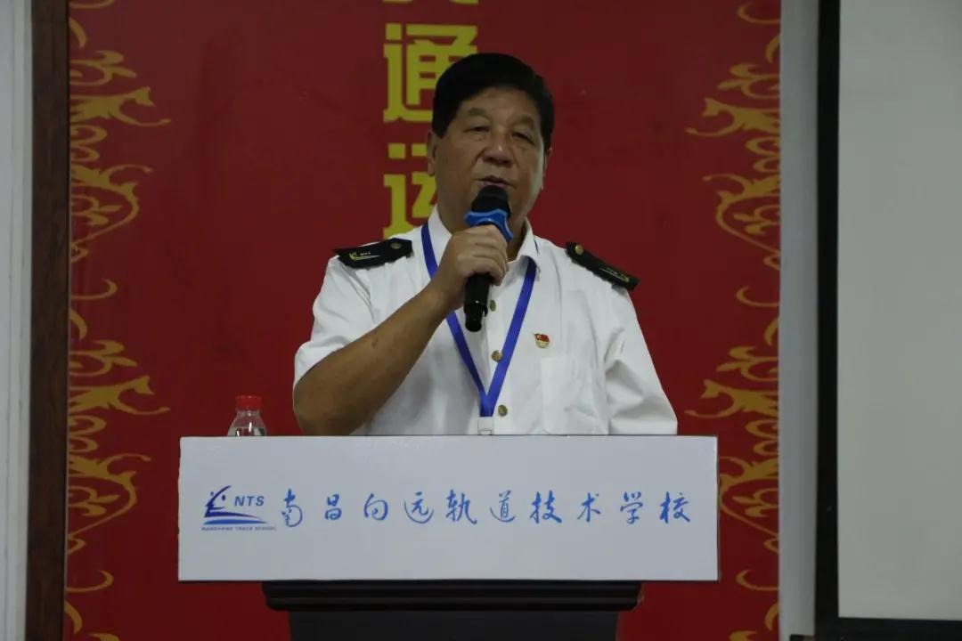 乐鱼体育官方网站师徒结对薪火传，青蓝携手促成长